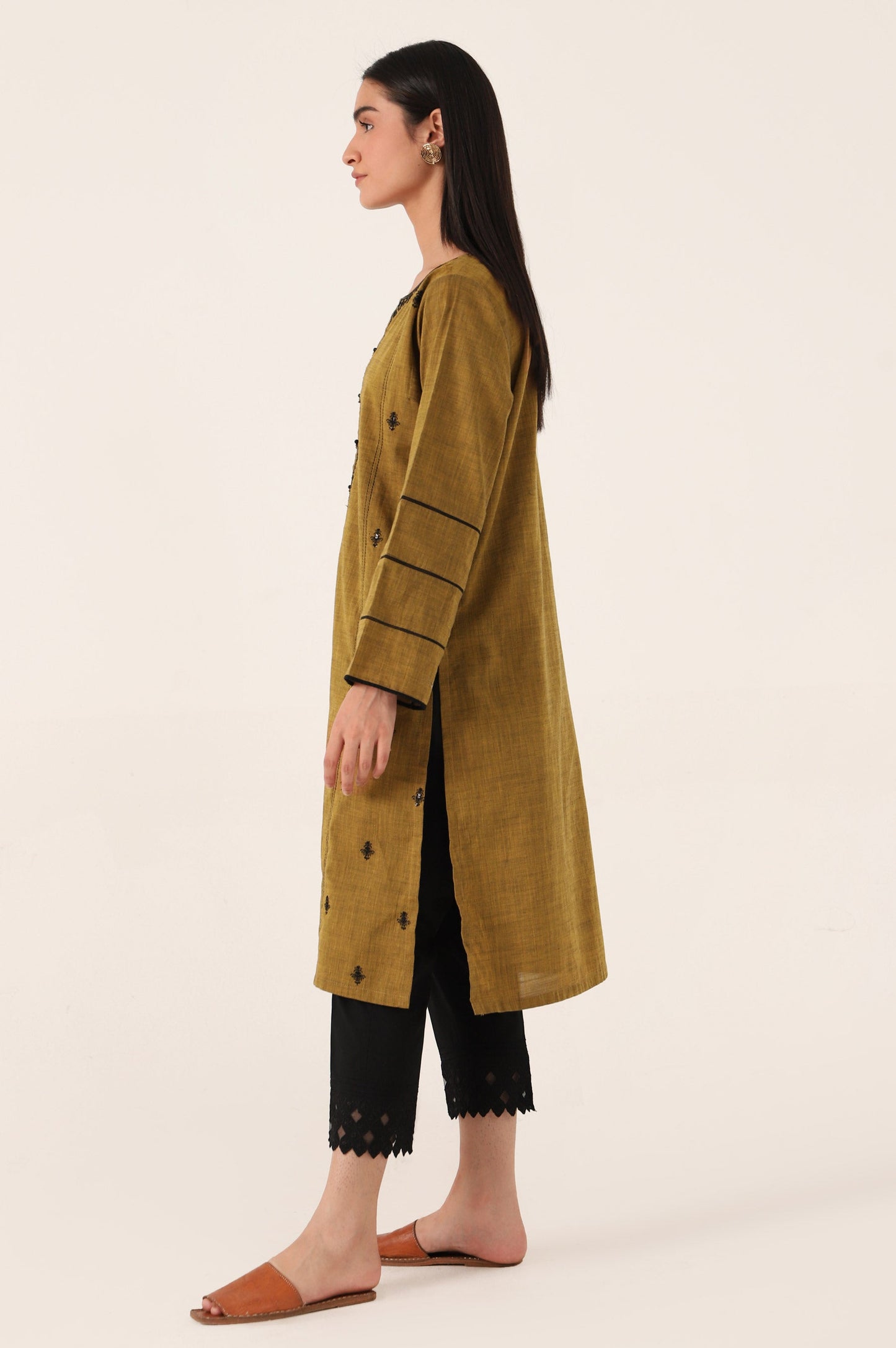 Stitched 1 Piece Embroidered Yarn Dyed Shirt