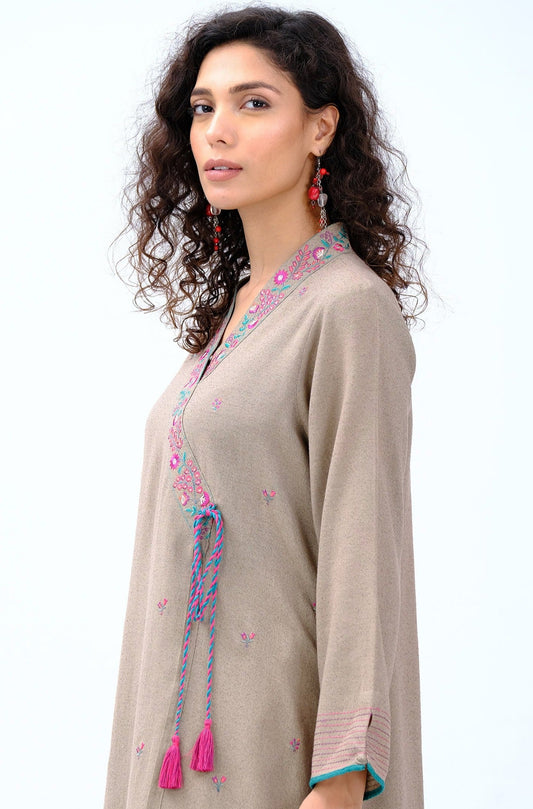 Stitched 1 Piece Embroidered Karandi Shirt
