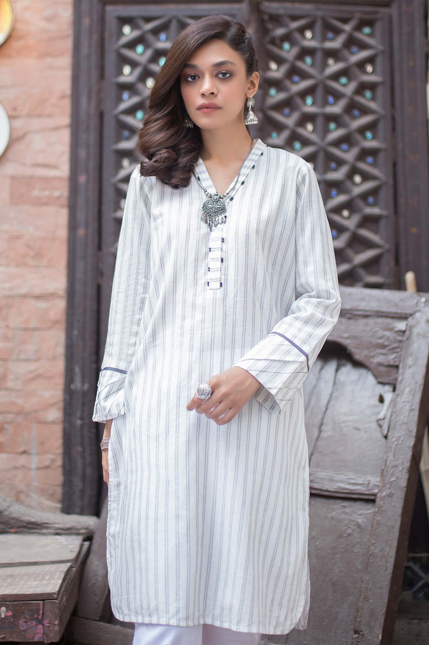 Stitched 1 Piece Yarn Dyed Shirt