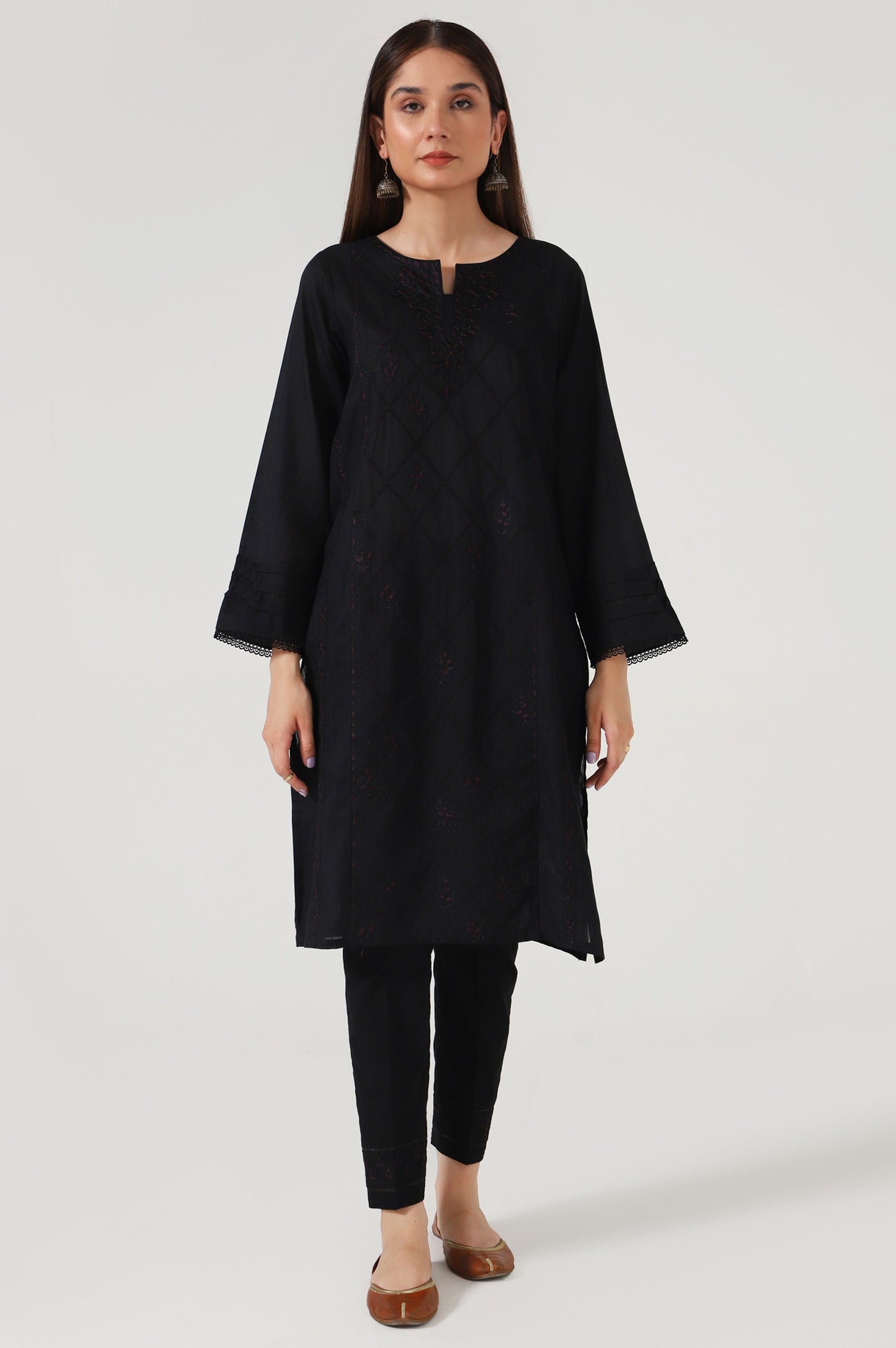 Stitched 2 Piece Embroidered Doria Suit