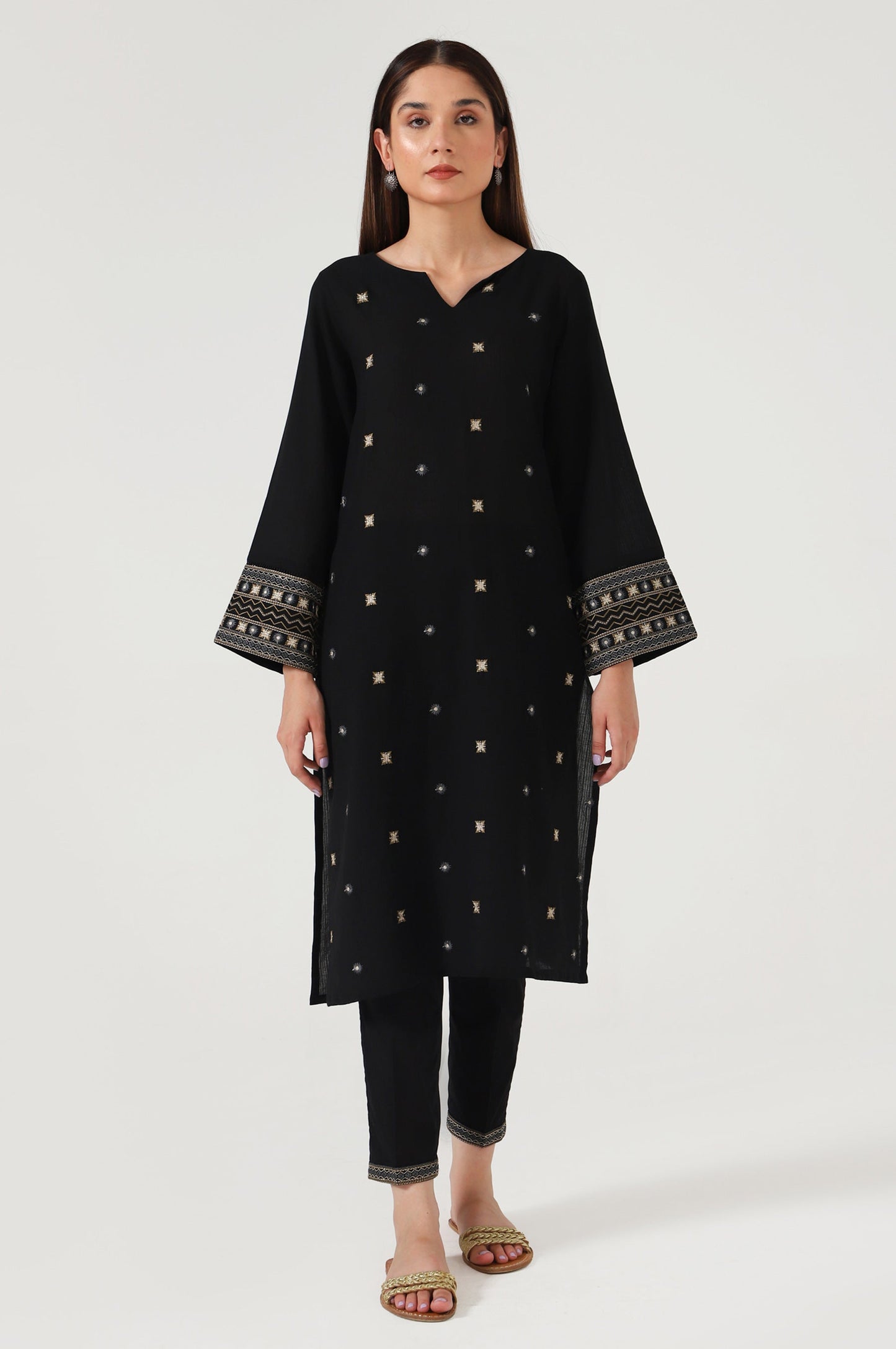 Stitched 2 Piece Embroidered Doria Suit