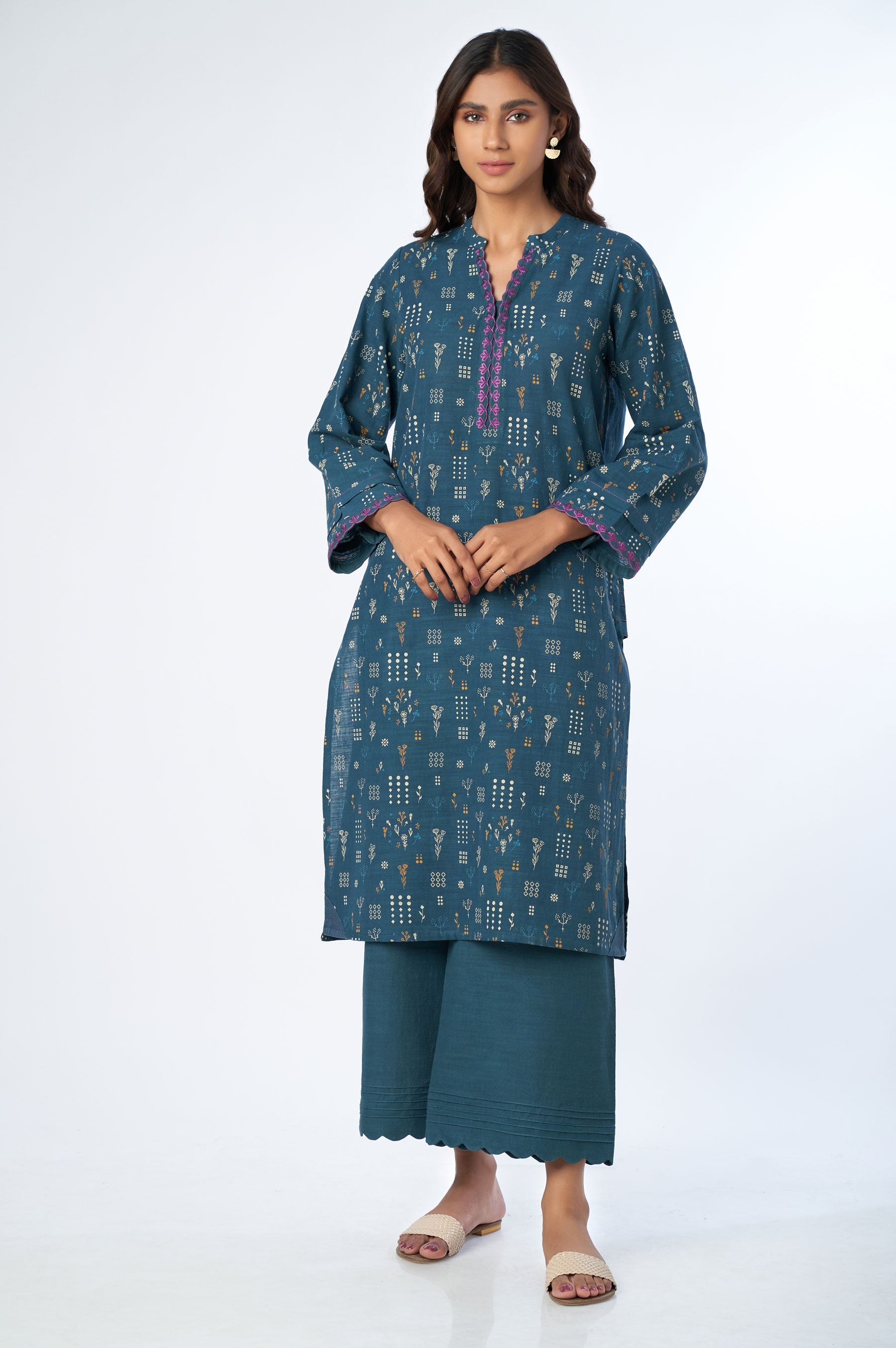 Stitched 2 Piece Khaddar Suit