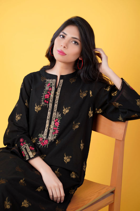 Stitched 2 Piece Khaddar Suit