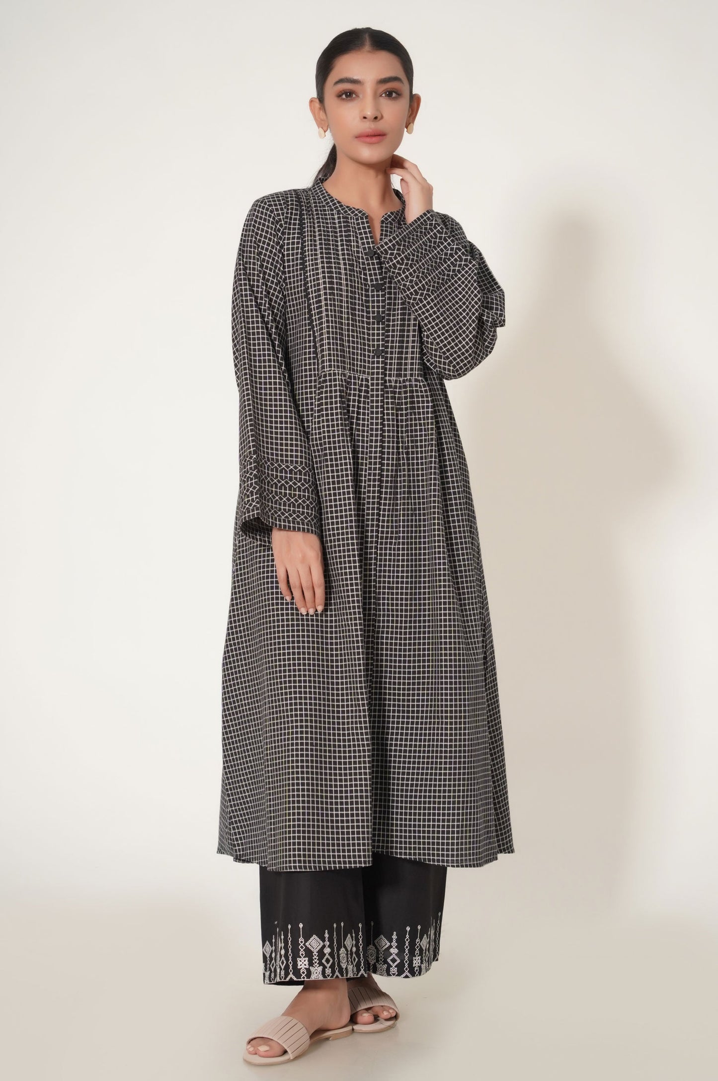 Stitched 2 Piece Yarn Dyed Embroidered Suit