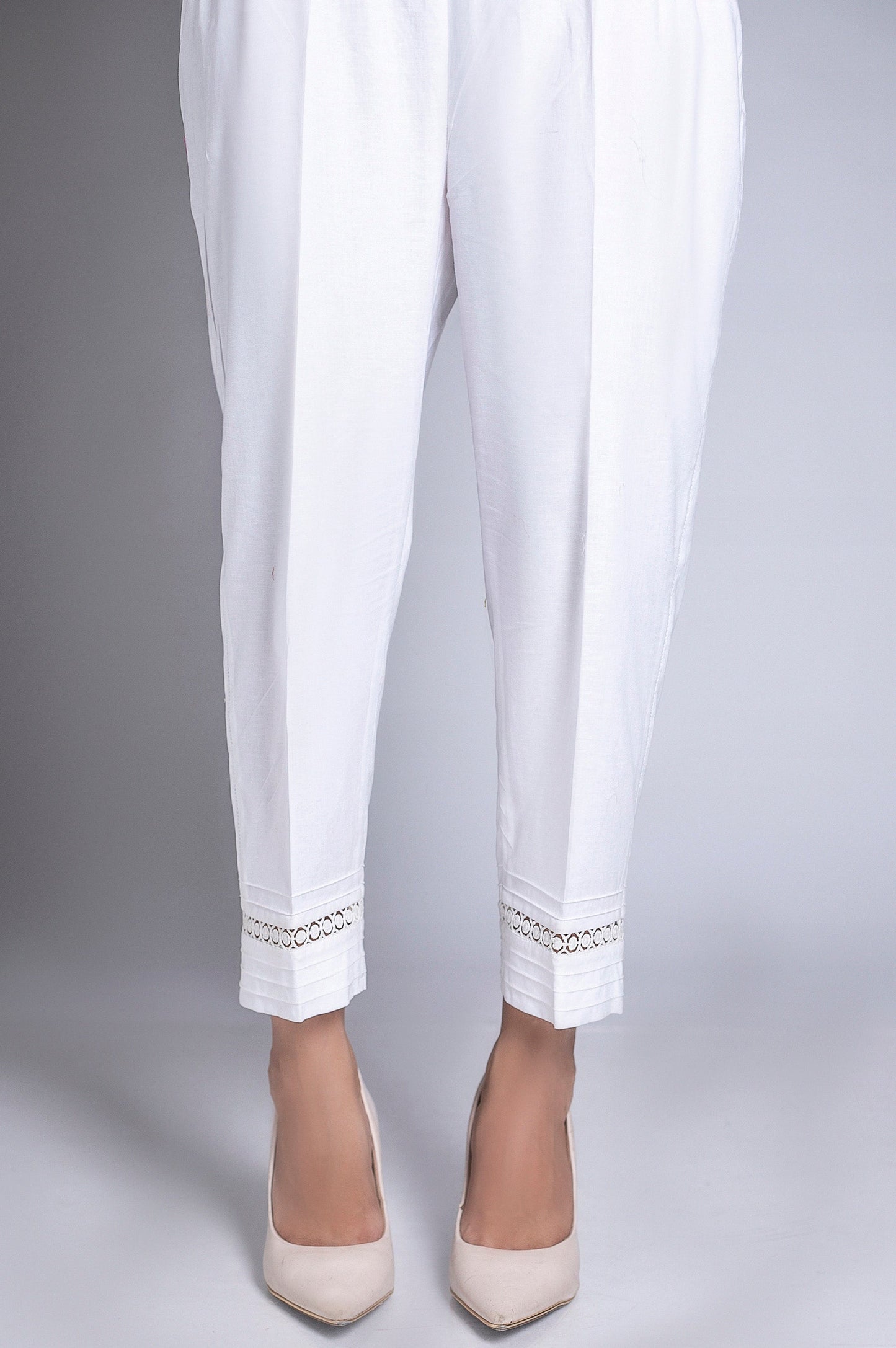 Cambric Capri Pants - White