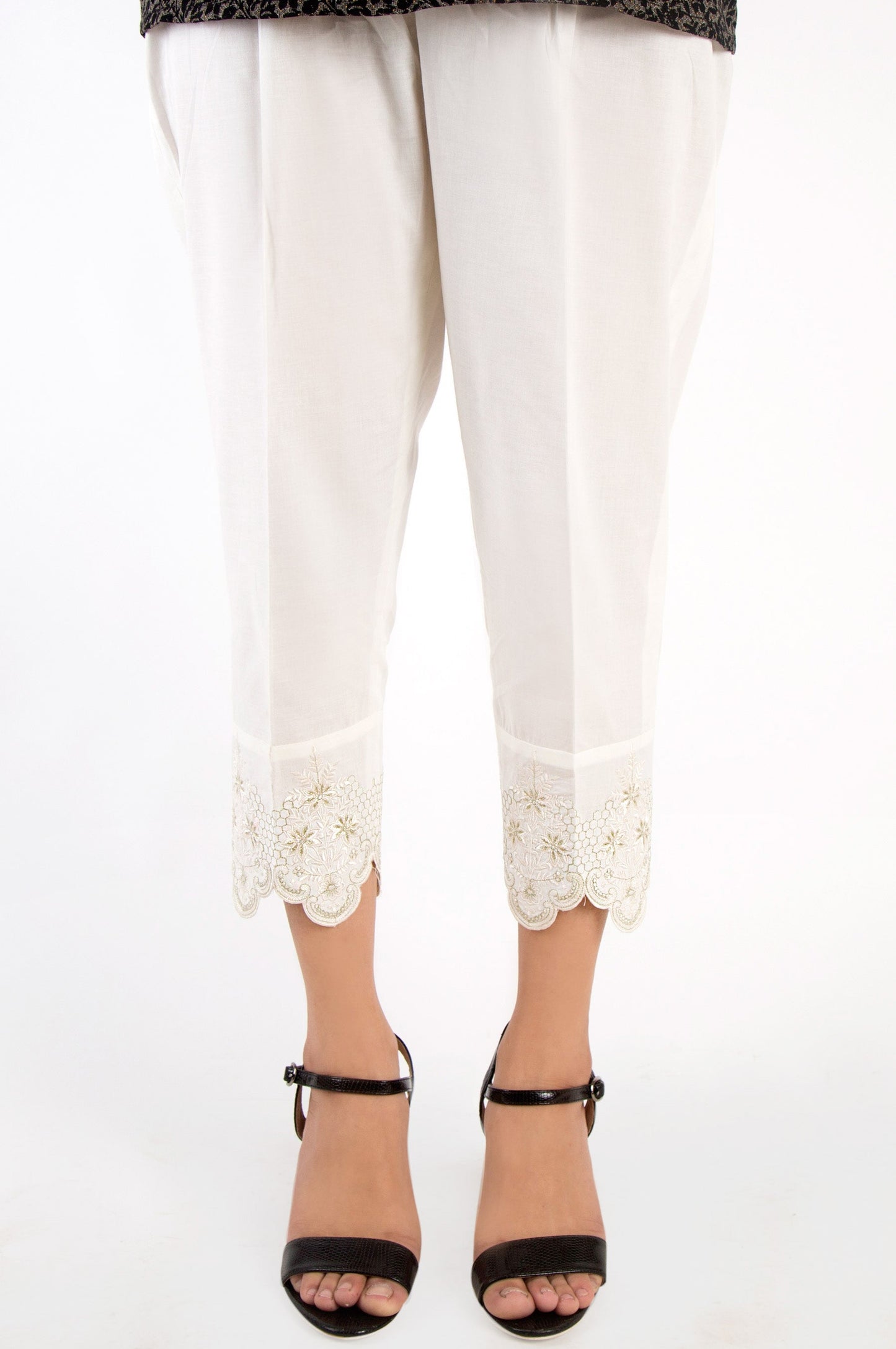 Embroidered Capri Pants - Off White