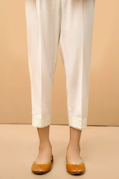 Embroidered Capri Pants  - White