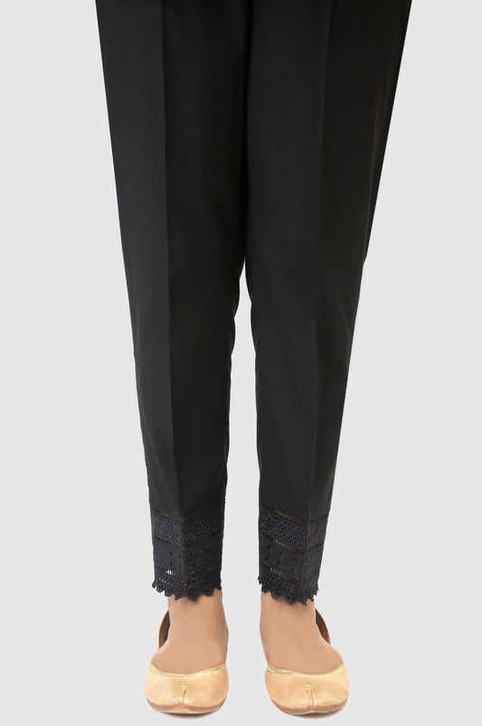 Embroidered Cambric Capri Pants - Black