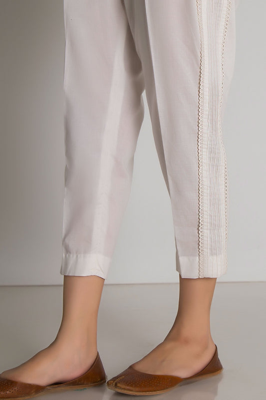 Embellished Capri Pant  - Off White