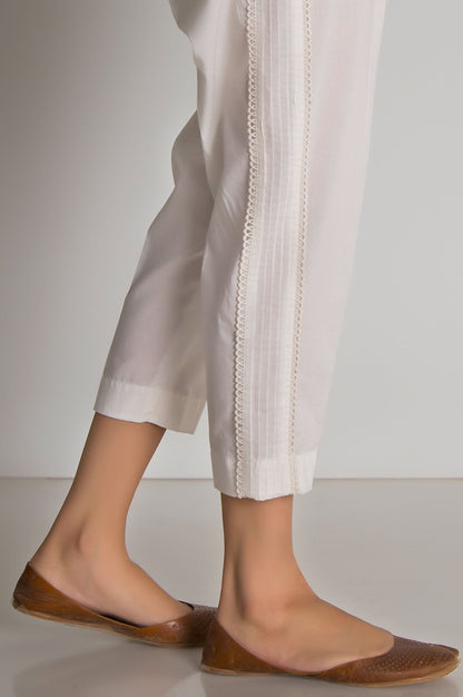 Embellished Capri Pant  - Off White