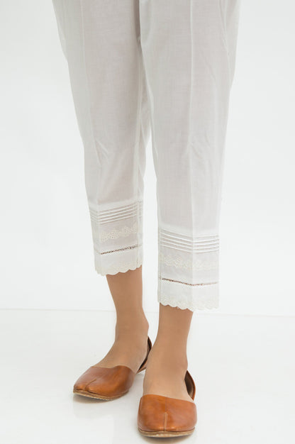 Embroidered Cambric Capri Pants - White