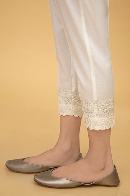 Embellished Capri Pants - Offwhite