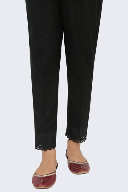 Embroidered Cambric Capri Pants - Black
