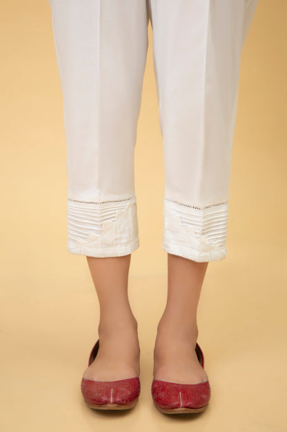 Stylized Cambric Capri Pants - White