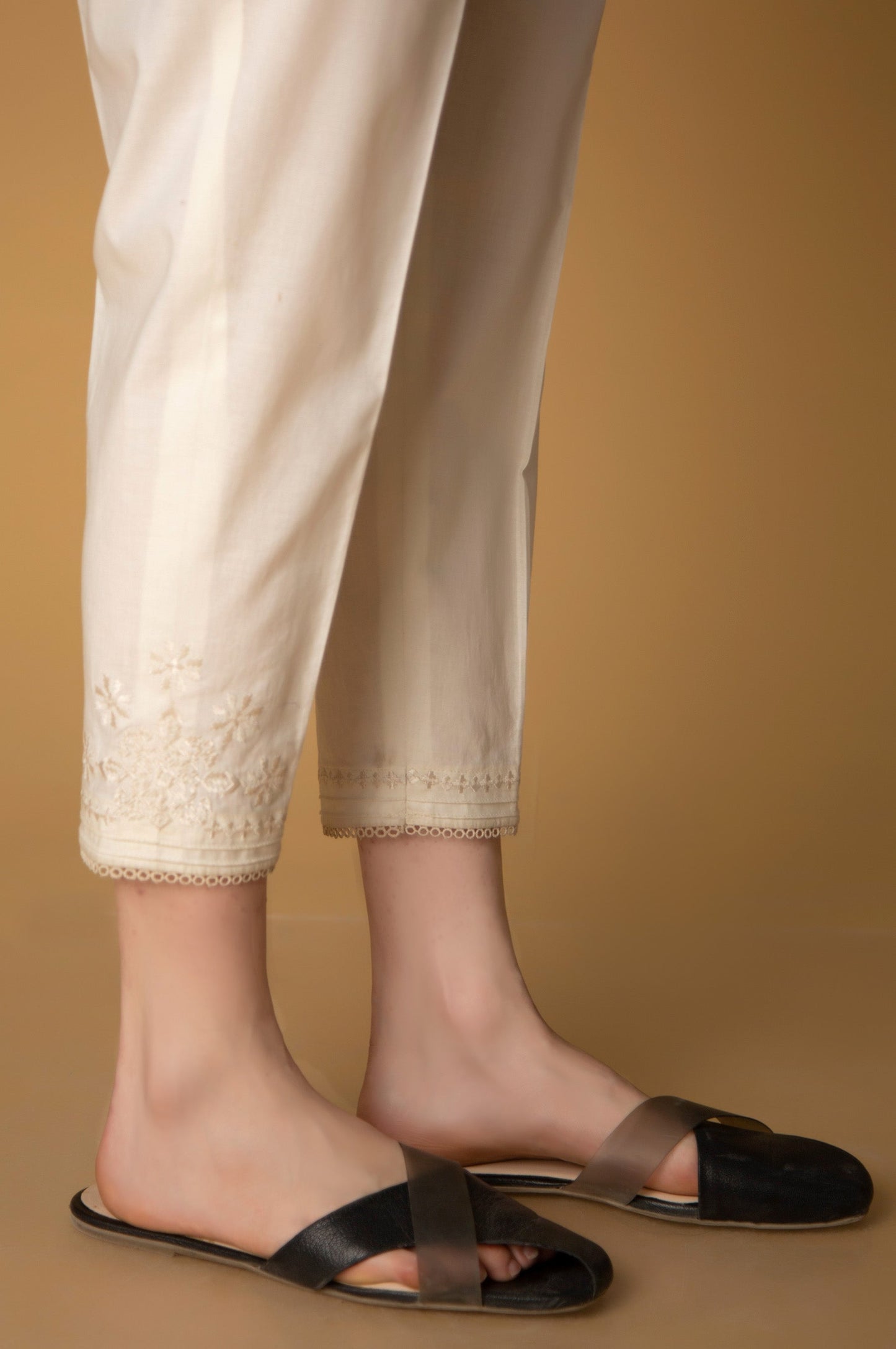 Embroidered Cambric Cigarette Pants