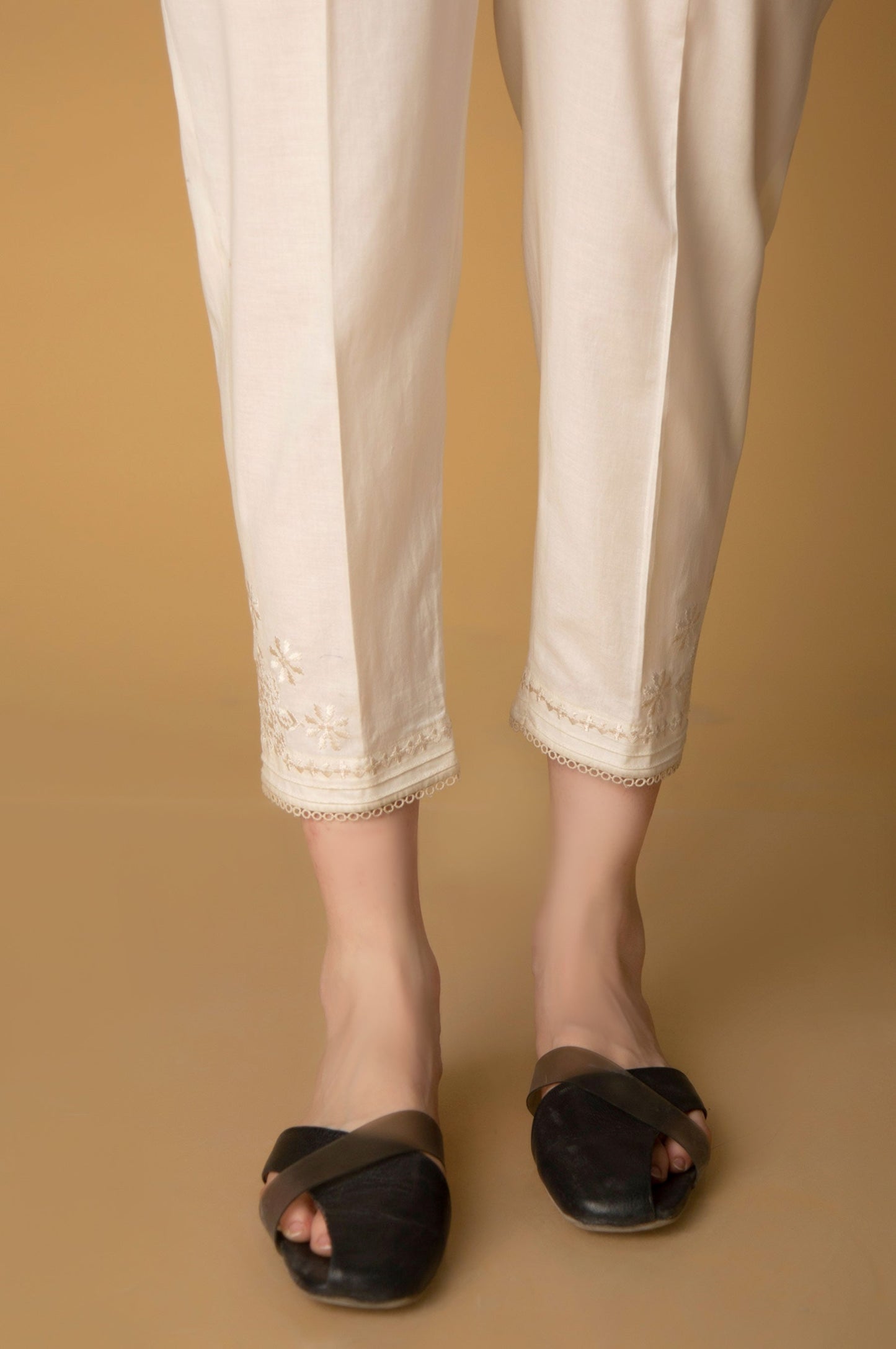 Embroidered Cambric Cigarette Pants
