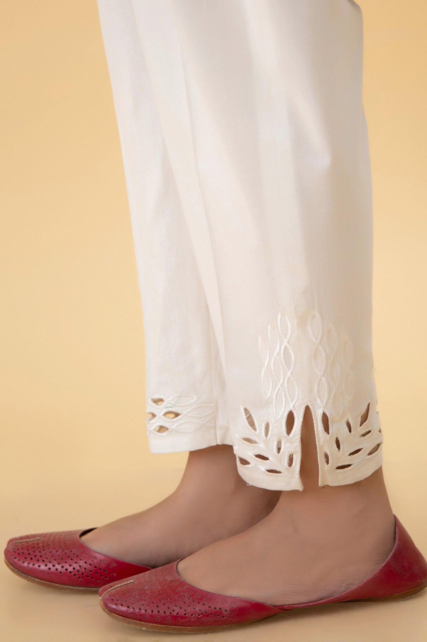 Embroidered Cambric Capri Pants