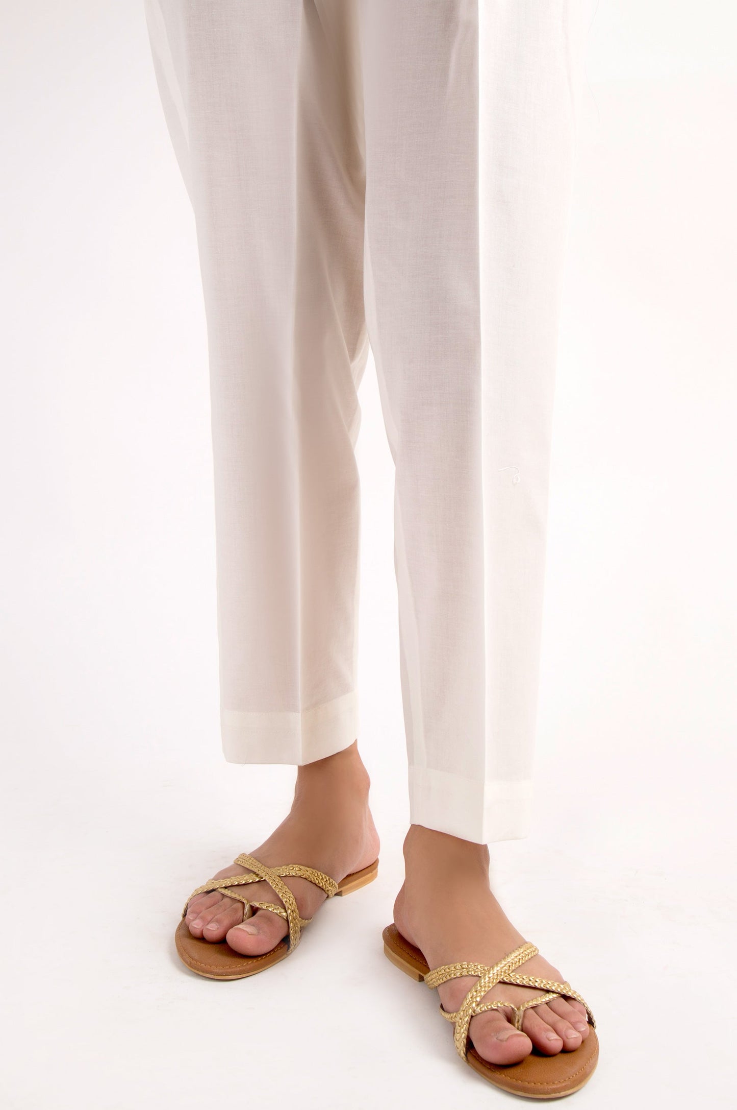 Cambric Basic Plain Cigarette Pants - White