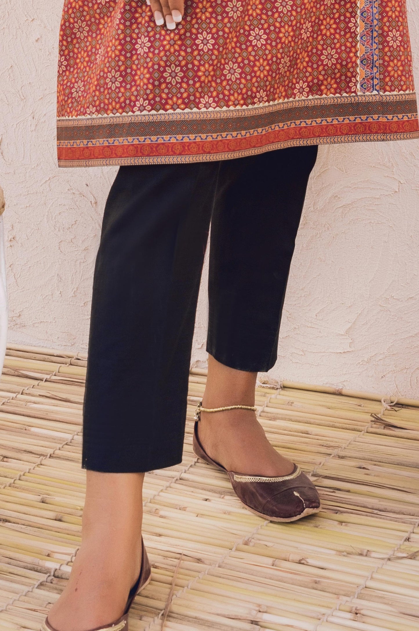 Basic Cambric Cigarette Pants - Black