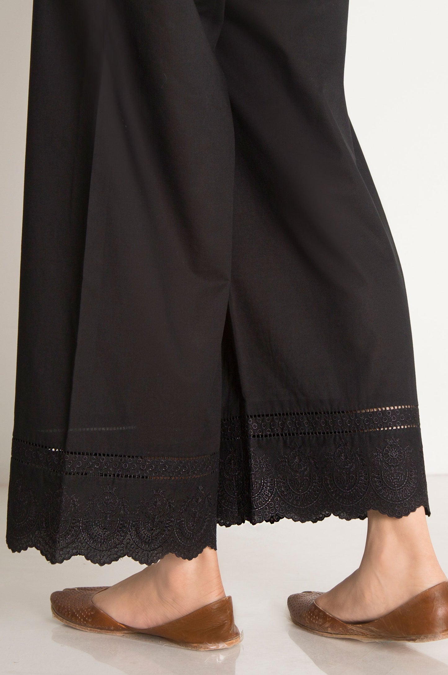 Embroidered Cambric Culotte Pant  - Black