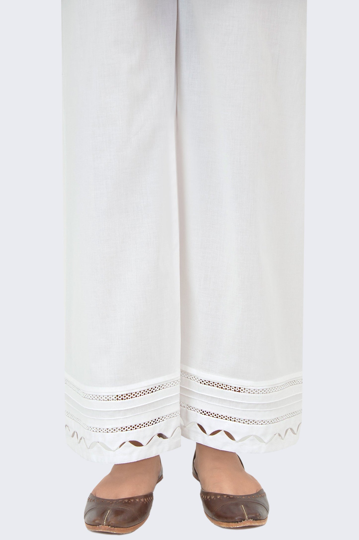 Embrellished Cambric Culottes Pants - White