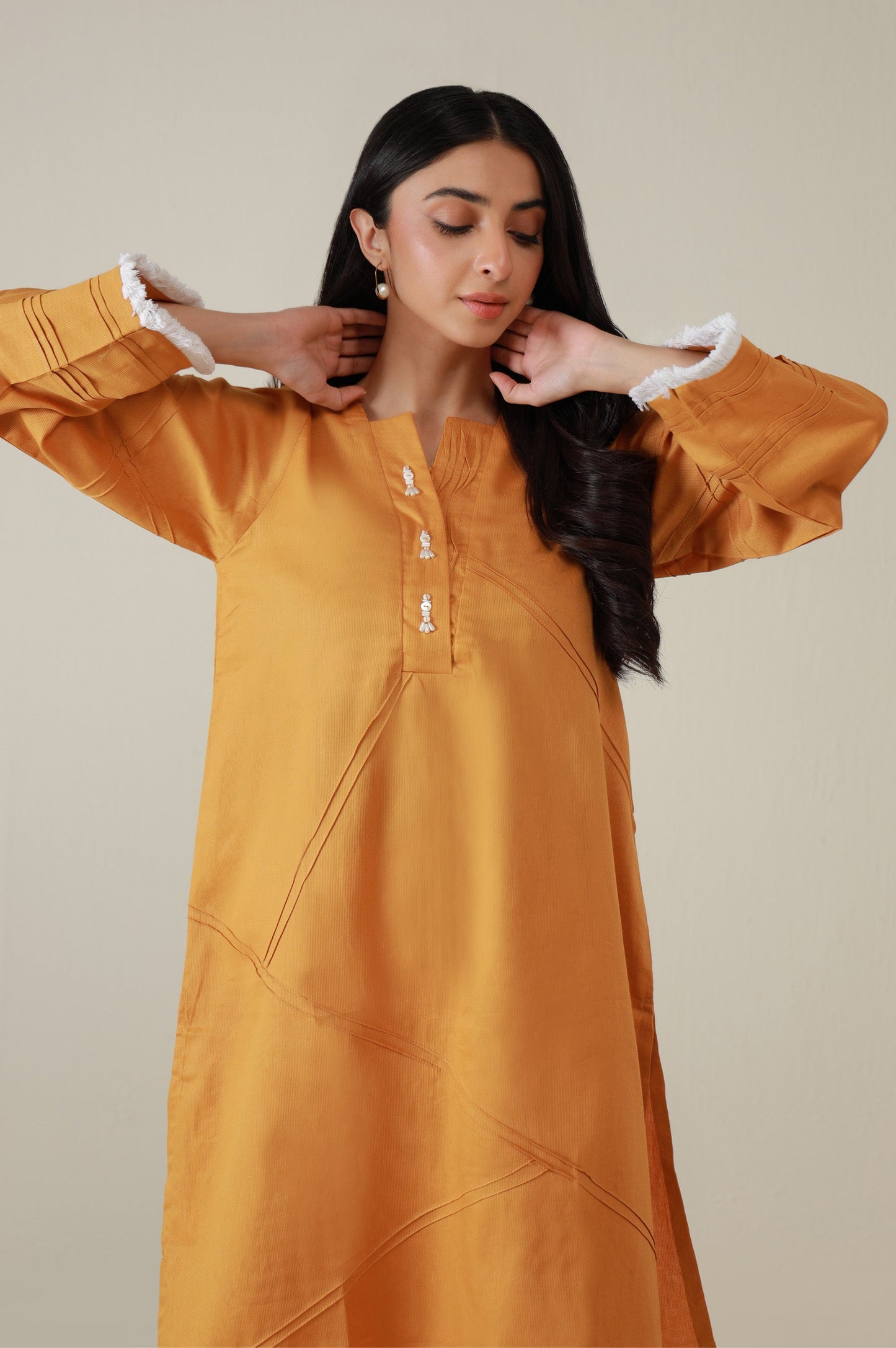 Stitched 1 Piece Stylized Cottle Shirt