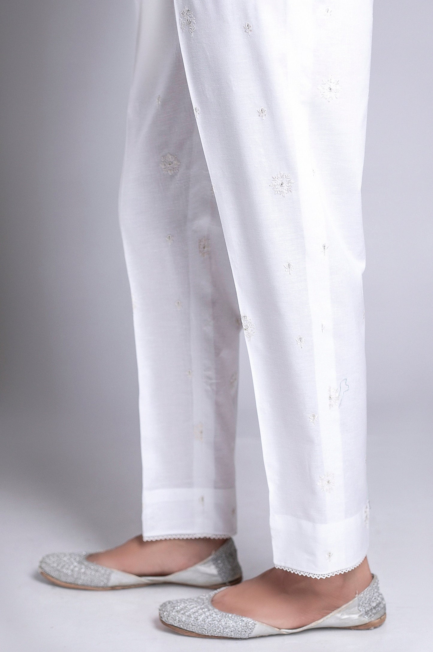 Embroidered Cambric Pants - White