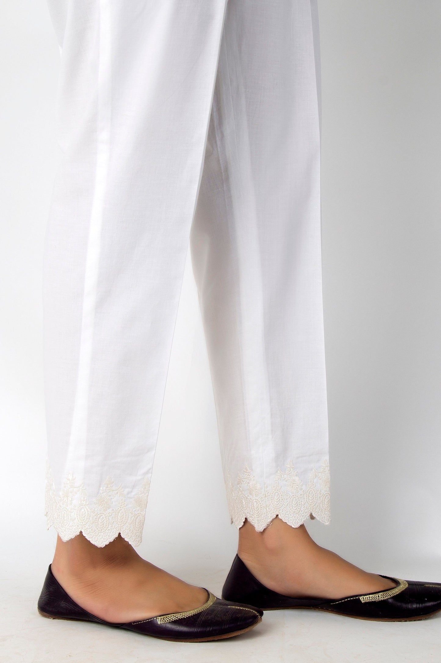 Embroidered Cambric Pants - Off White
