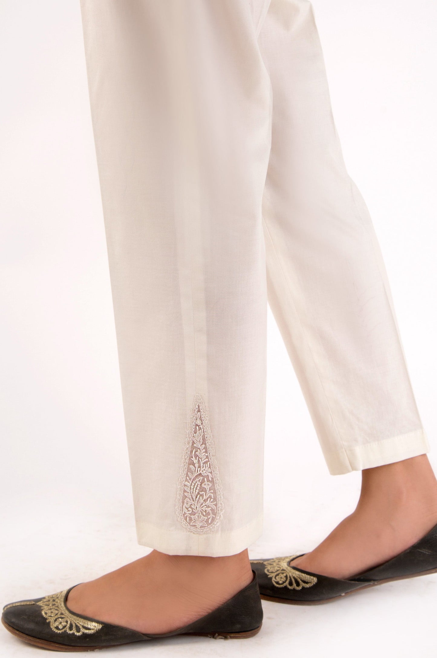Cambric Embroidered Cigarette Pants - Off-White