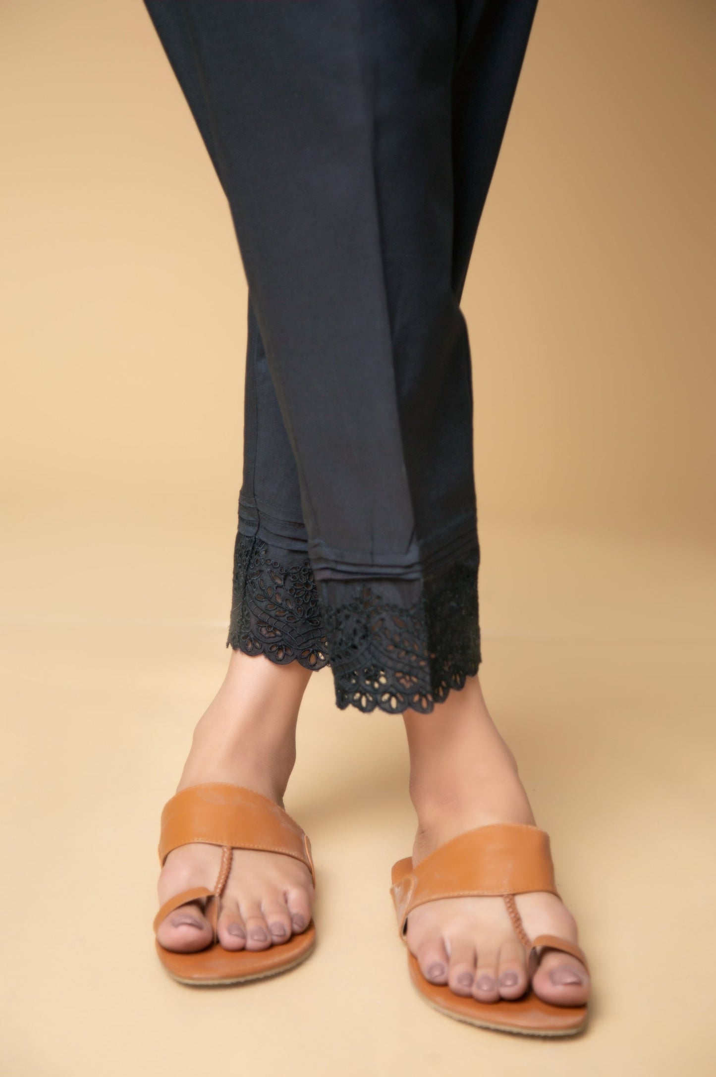 Embroidered Cambric Cigarette Pants - Black