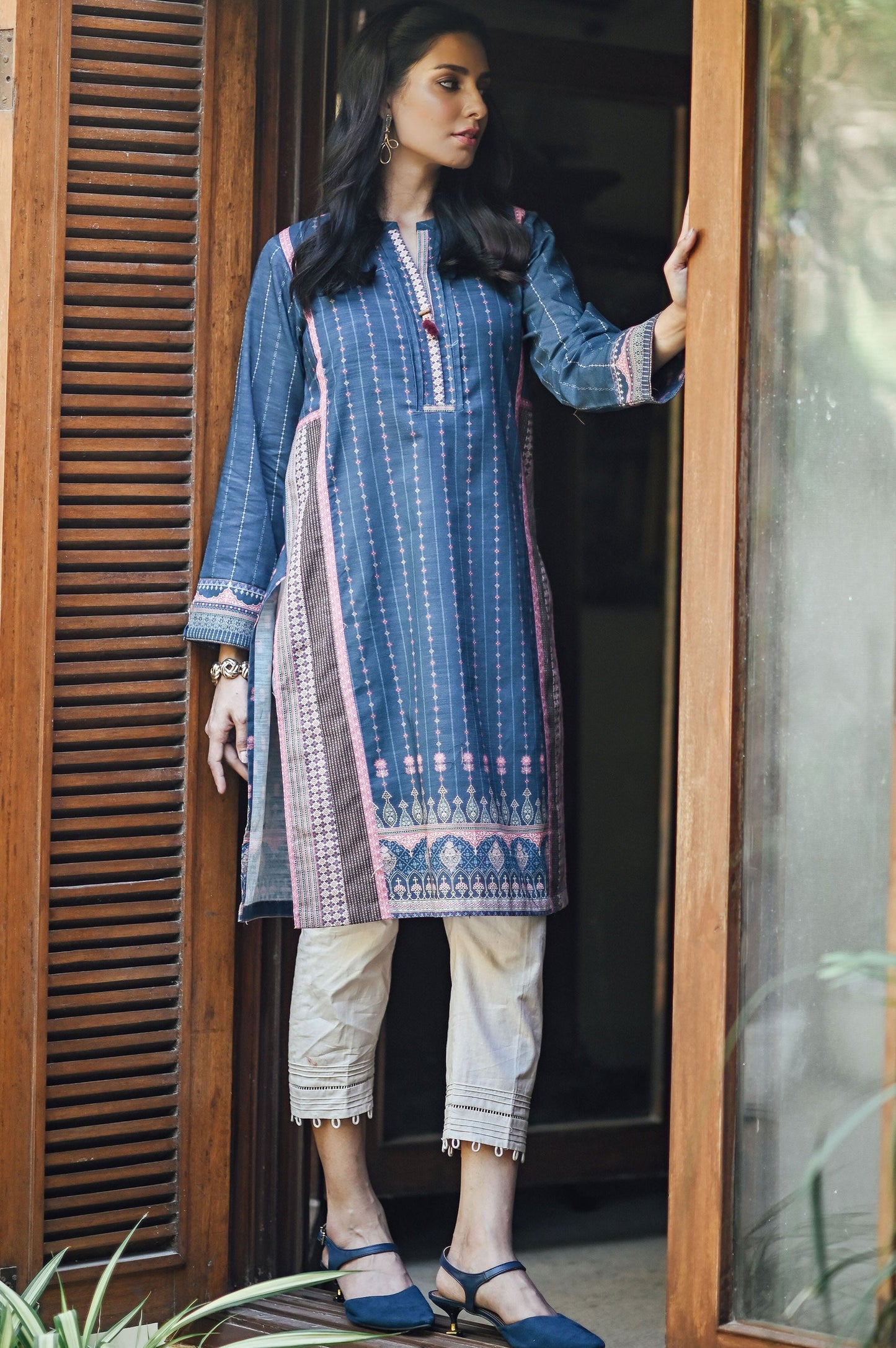 Unstitched 1 Piece Digital Printed Khaddar Shirt