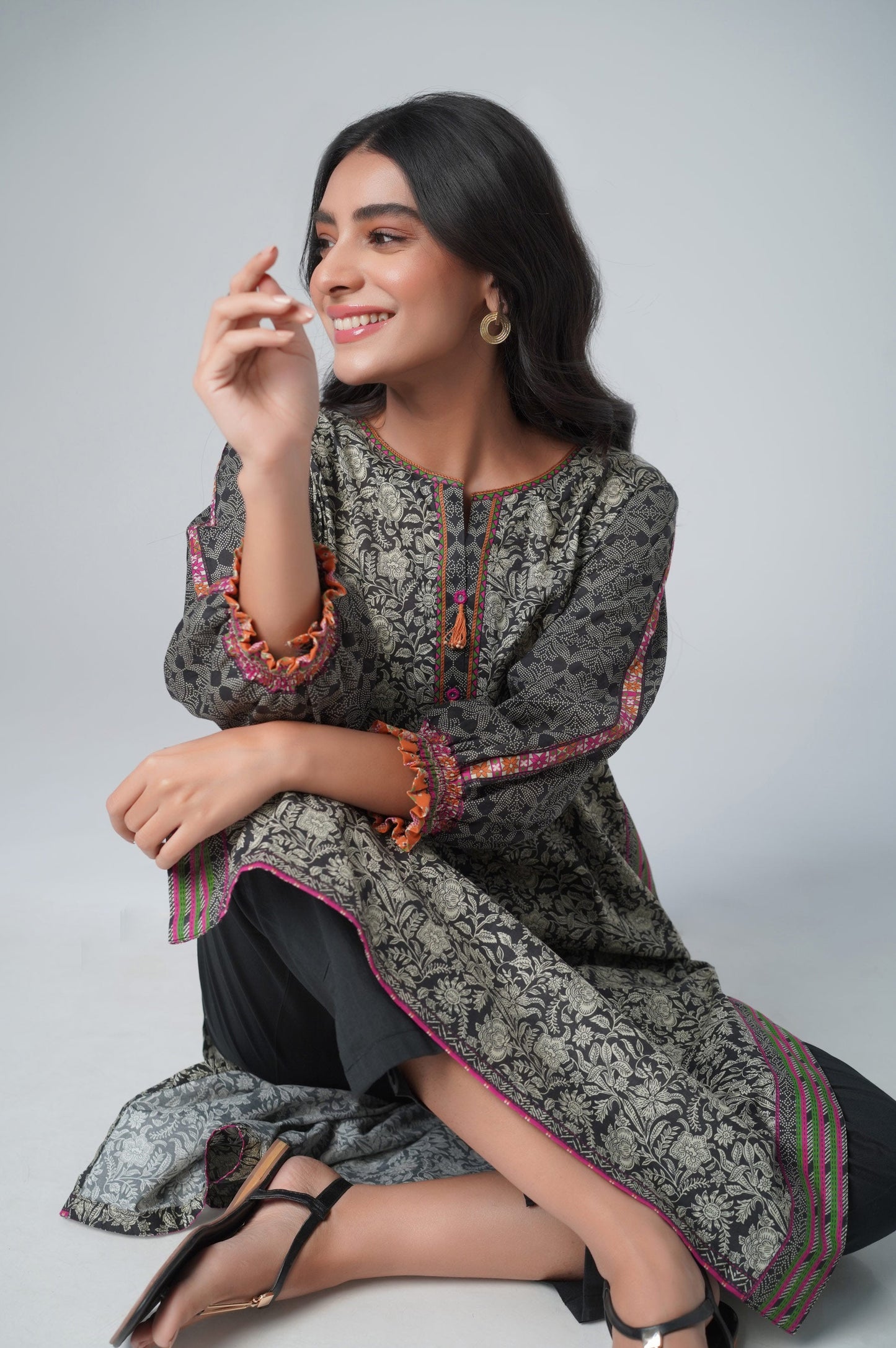 Unstitched 1 Piece Printed Lawn Shirt