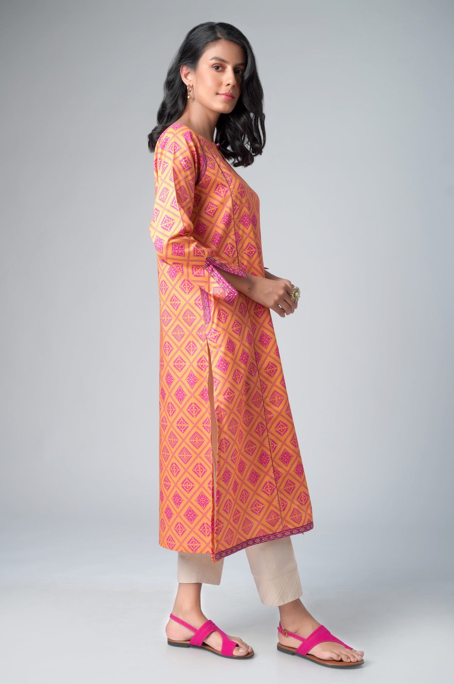 Unstitched 1 Piece Printed Lawn Shirt