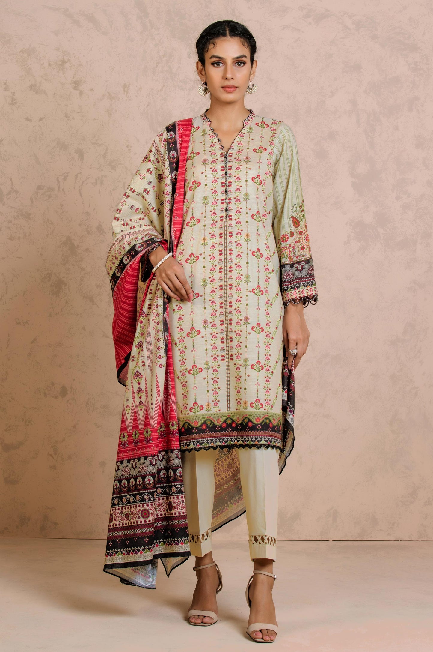 Unstitched 2 Piece Printed Khaddar Suit