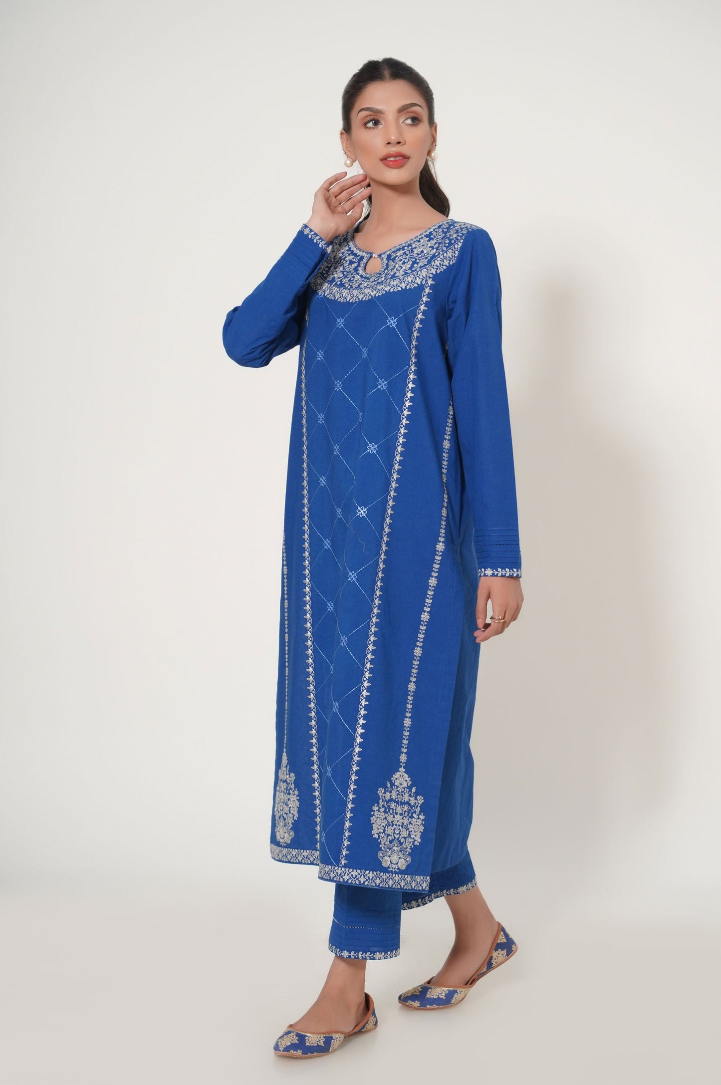 Unstitched 2 Piece Embroidered Slub Cambric Suit
