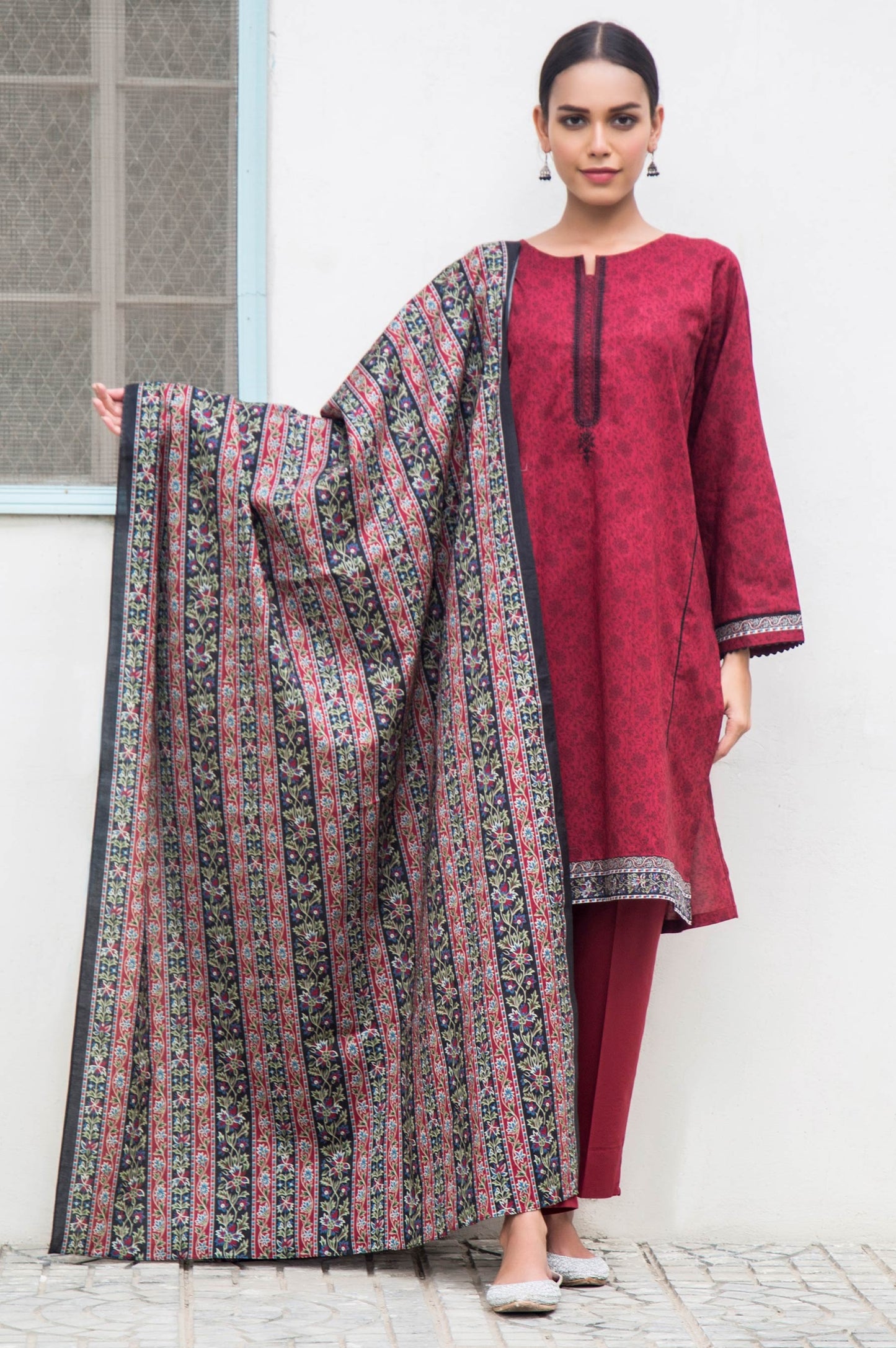 Unstitched 3 Piece Embroidered Cambric Suit