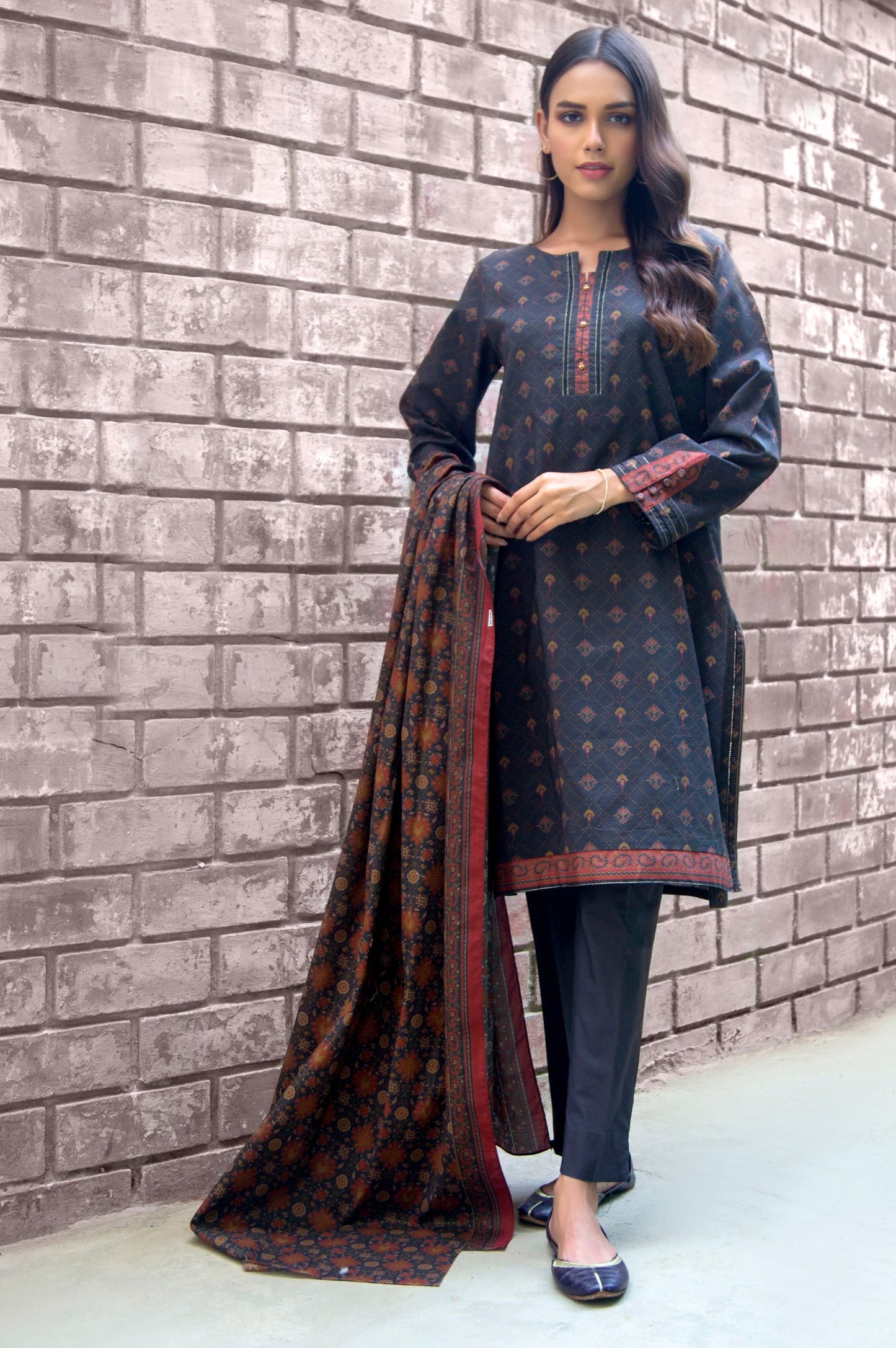 Unstitched 3 Piece Digital Printed Cambric Suit