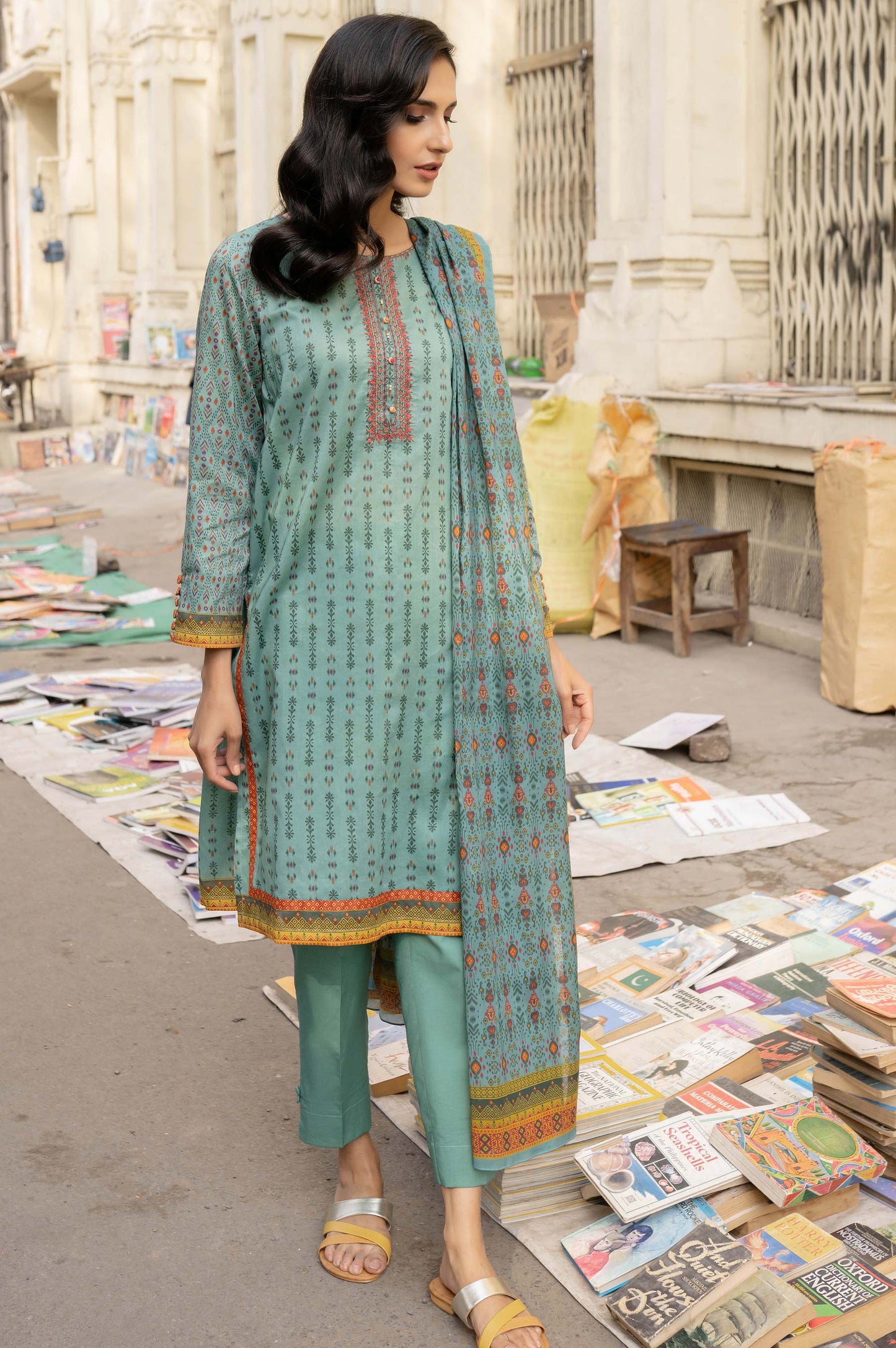 Unstitched 3 Piece Embroidered Lawn Suit with Printed Lawn Dupatta