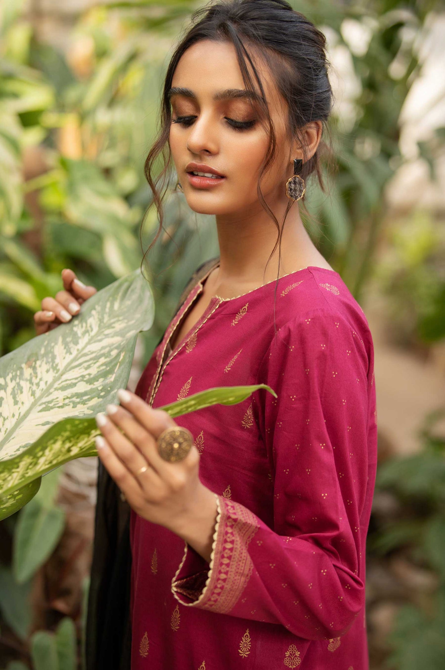 Stitched 3 Piece Printed Gold Paste Lawn Suit