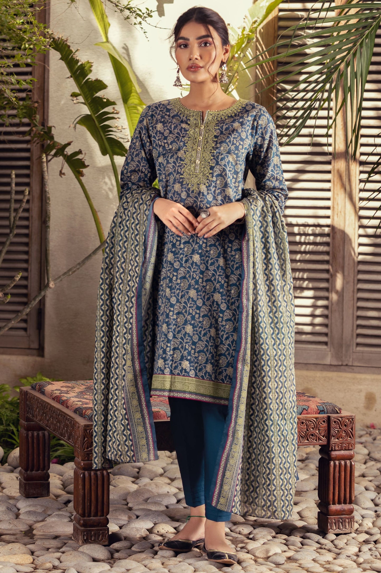 Unstitched 3 Piece Embroidered Lawn Suit with Lawn Dupatta