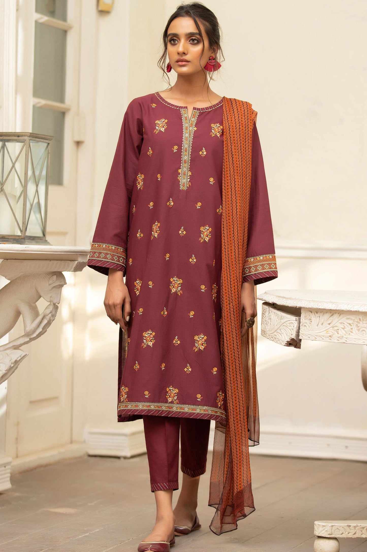 Unstitched 3 Piece Embroidered Lawn Suit with Chiffon Dupatta
