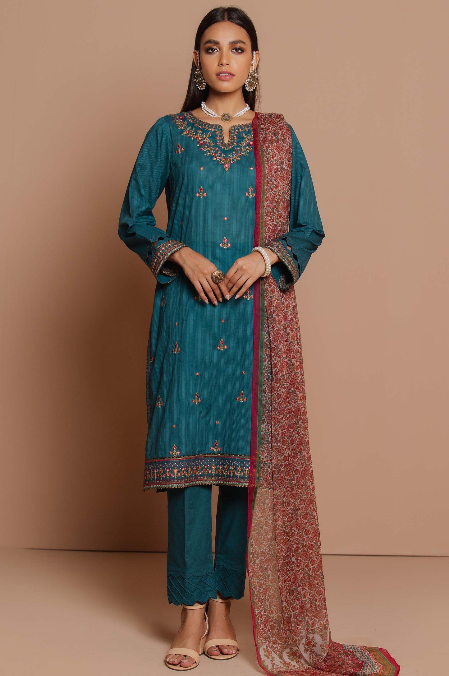 Unstitched 3 Piece Embroidered Doria Lawn Suit with Chiffon Dupatta