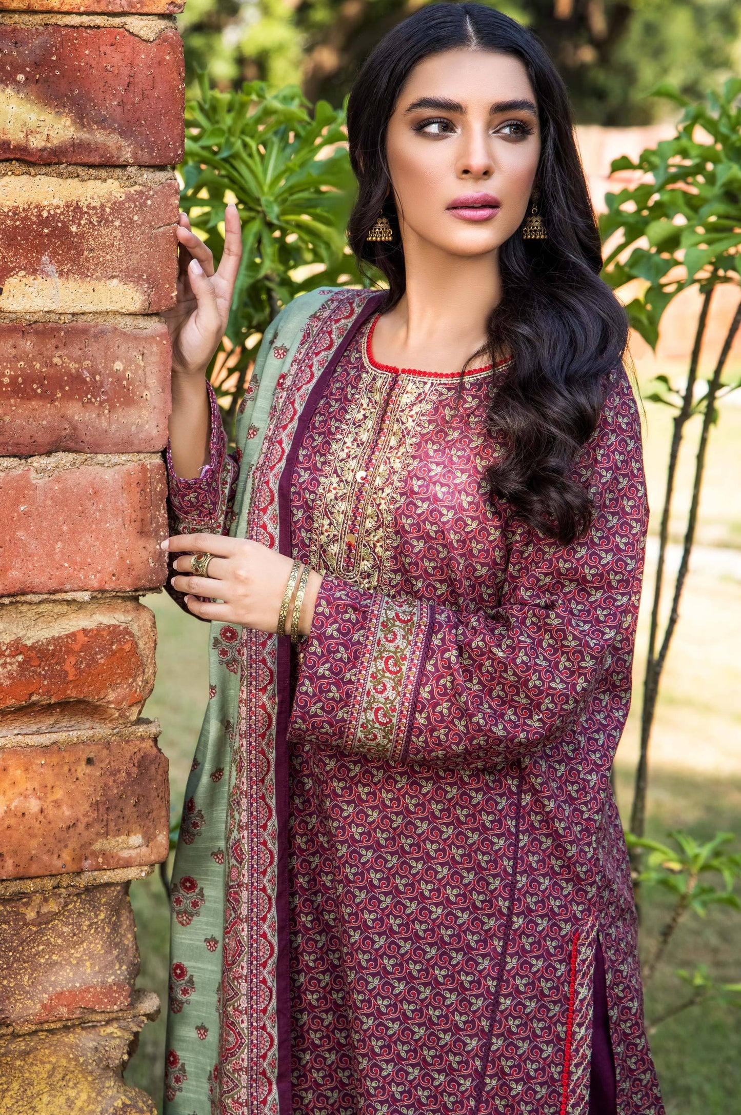 Stitched 3 Piece Embroidered Khaddar Suit