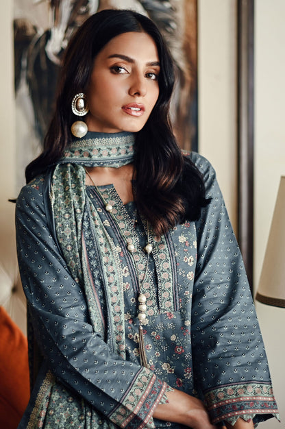 Stitched 3 Piece  Printed Khaddar Suit