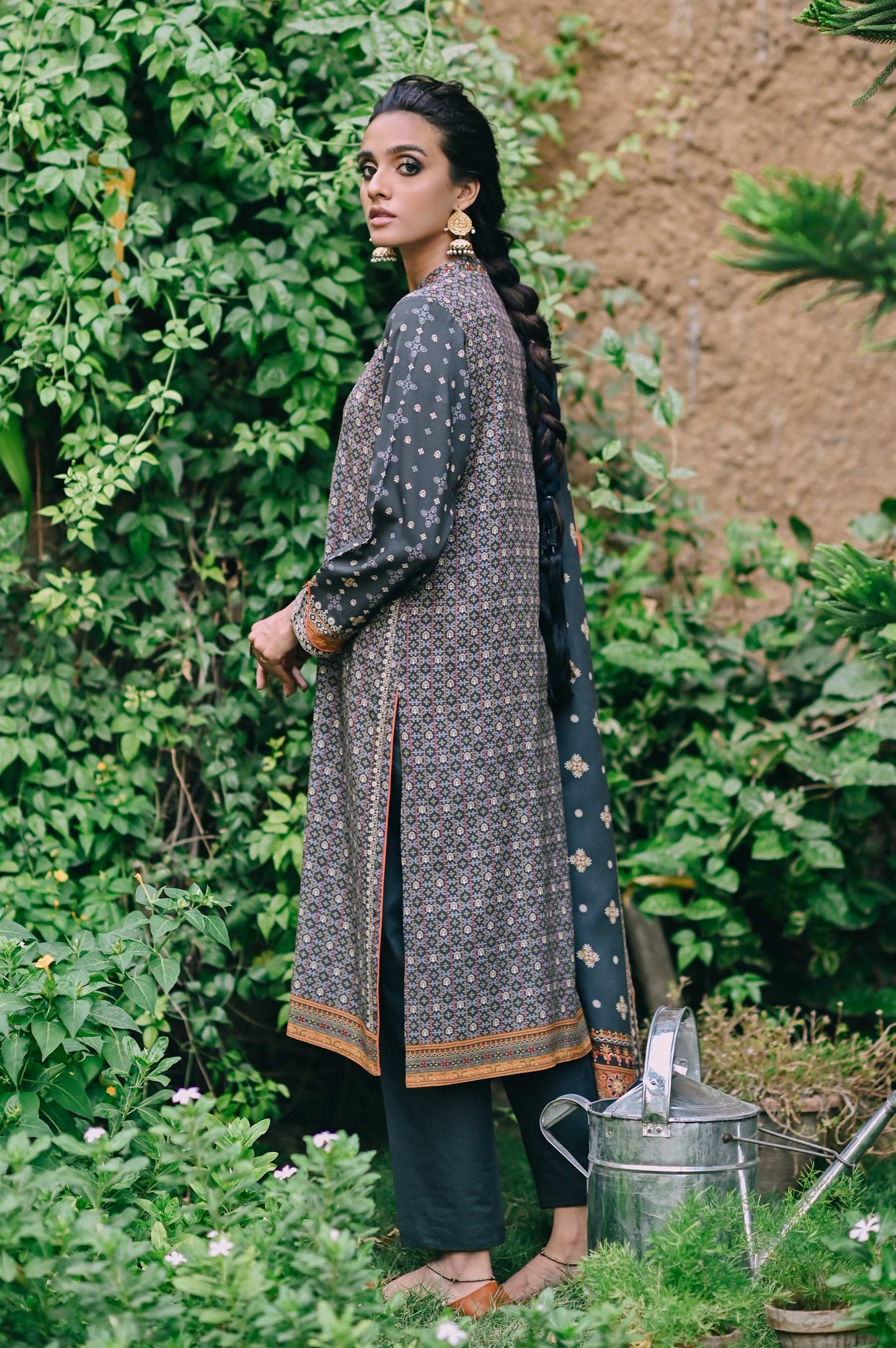 Stitched 3 Piece Printed Linen Viscose Suit
