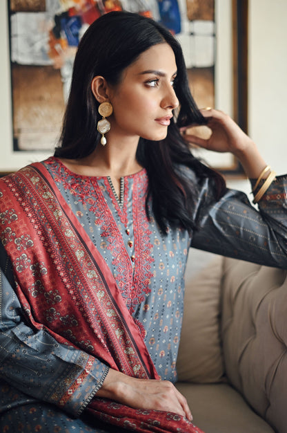 Stitched 3 Piece Embroidered Doria Linen Viscose Suit