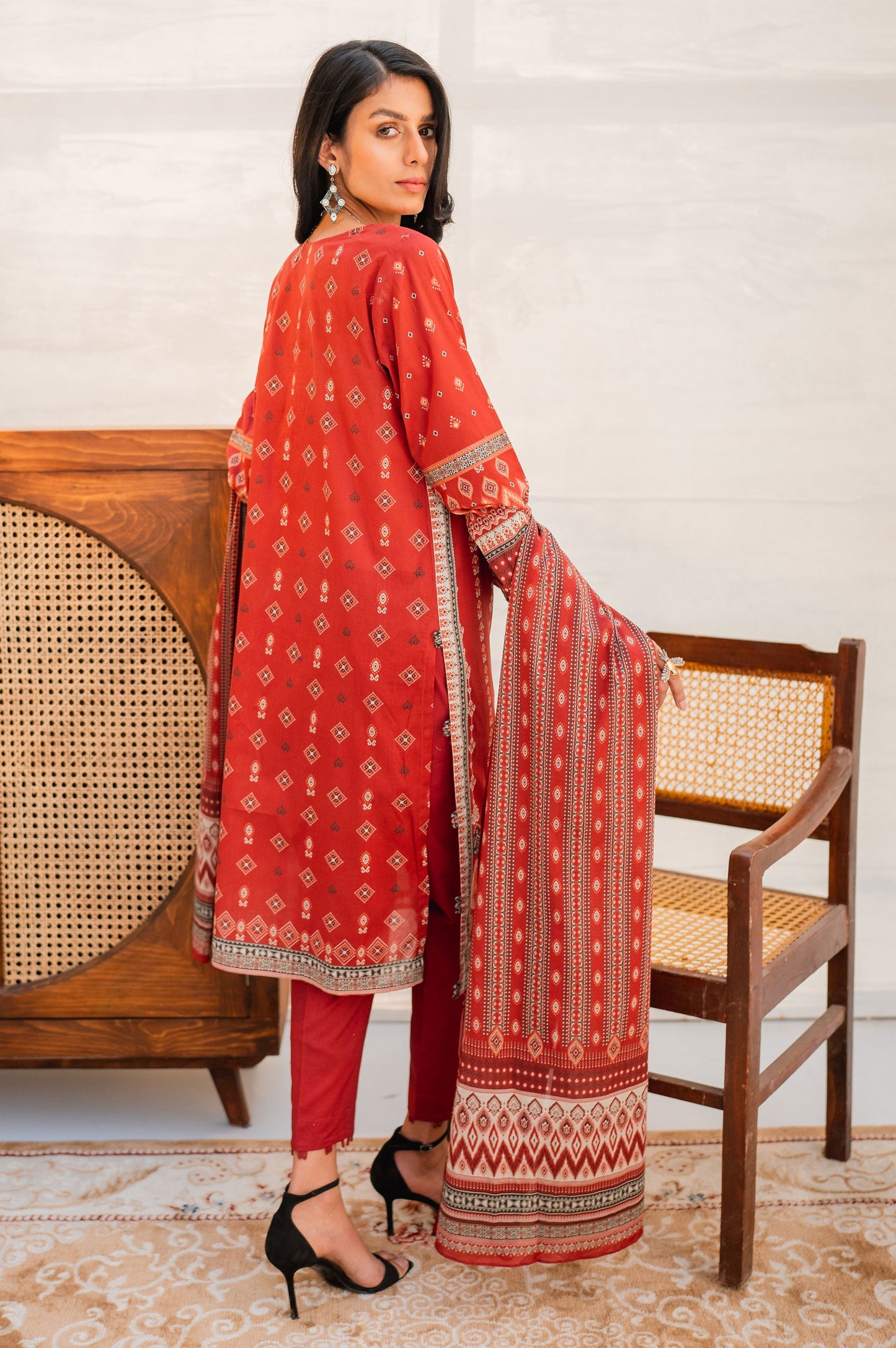 Stitched 3 Piece Embroidered Lawn with Cotton Net Suit