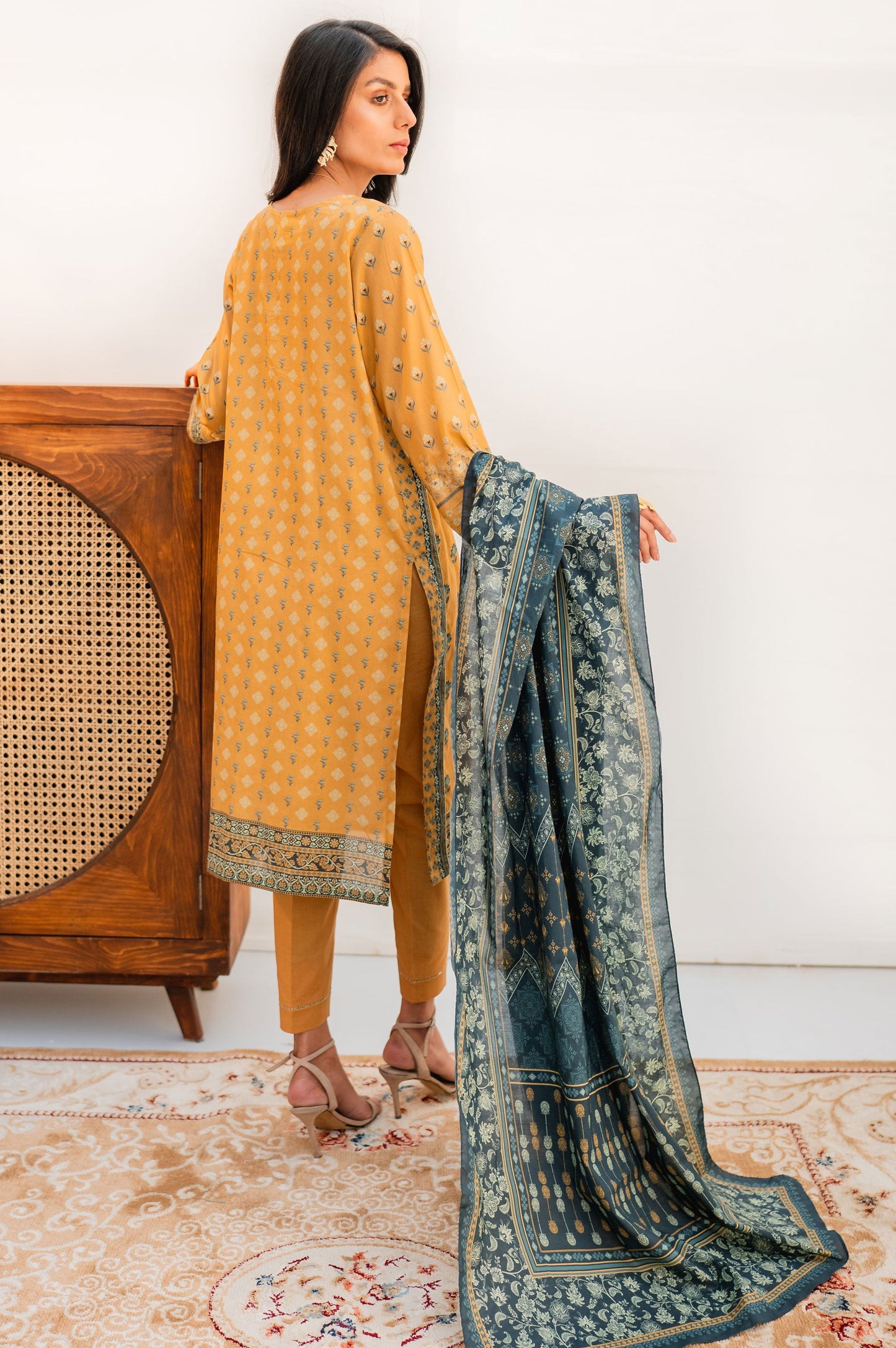 Stitched 3 Piece Printed Lawn with Cotton Net Suit