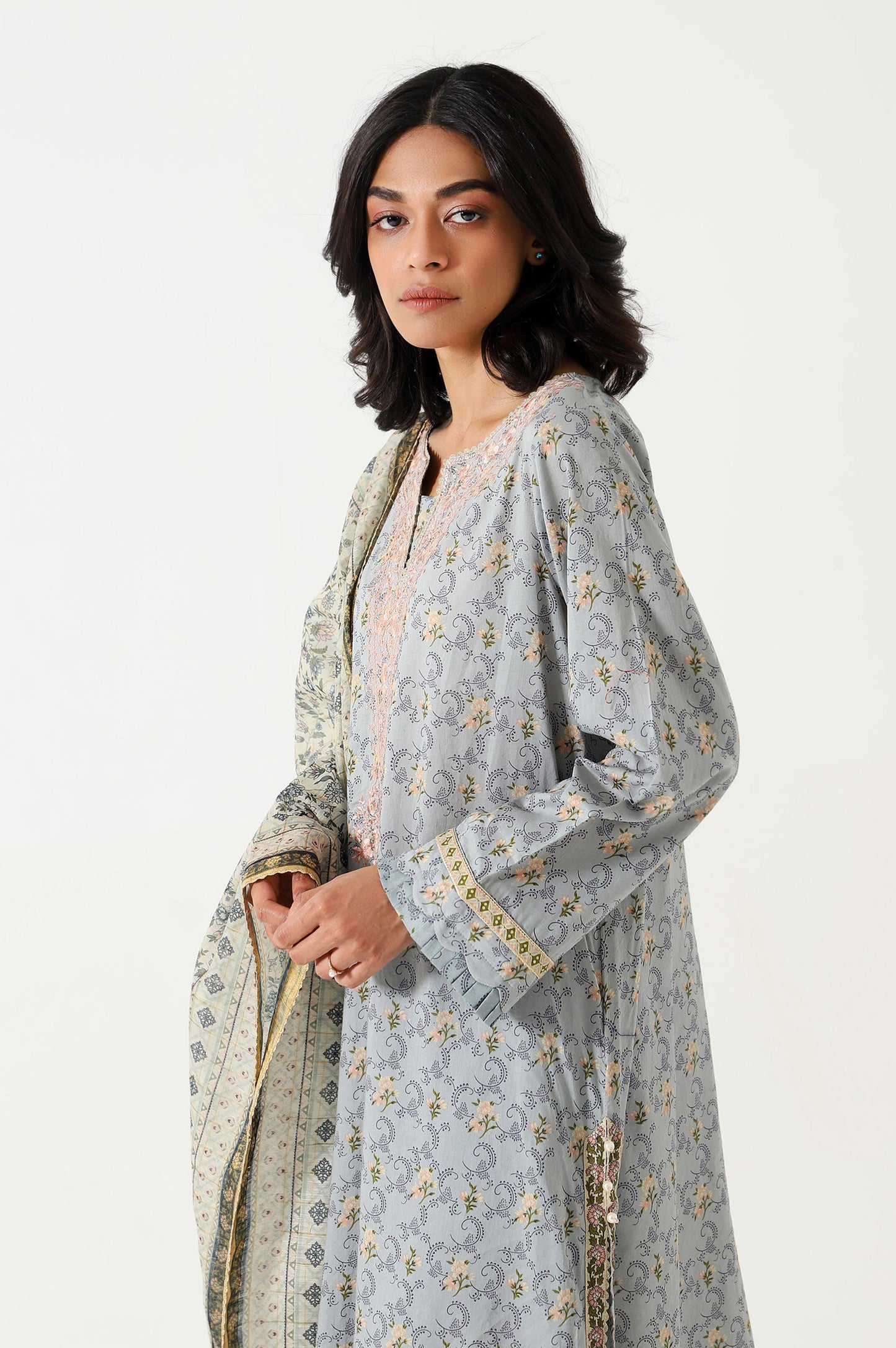 Stitched 3 Piece Embroidered Lawn with Organza Suit