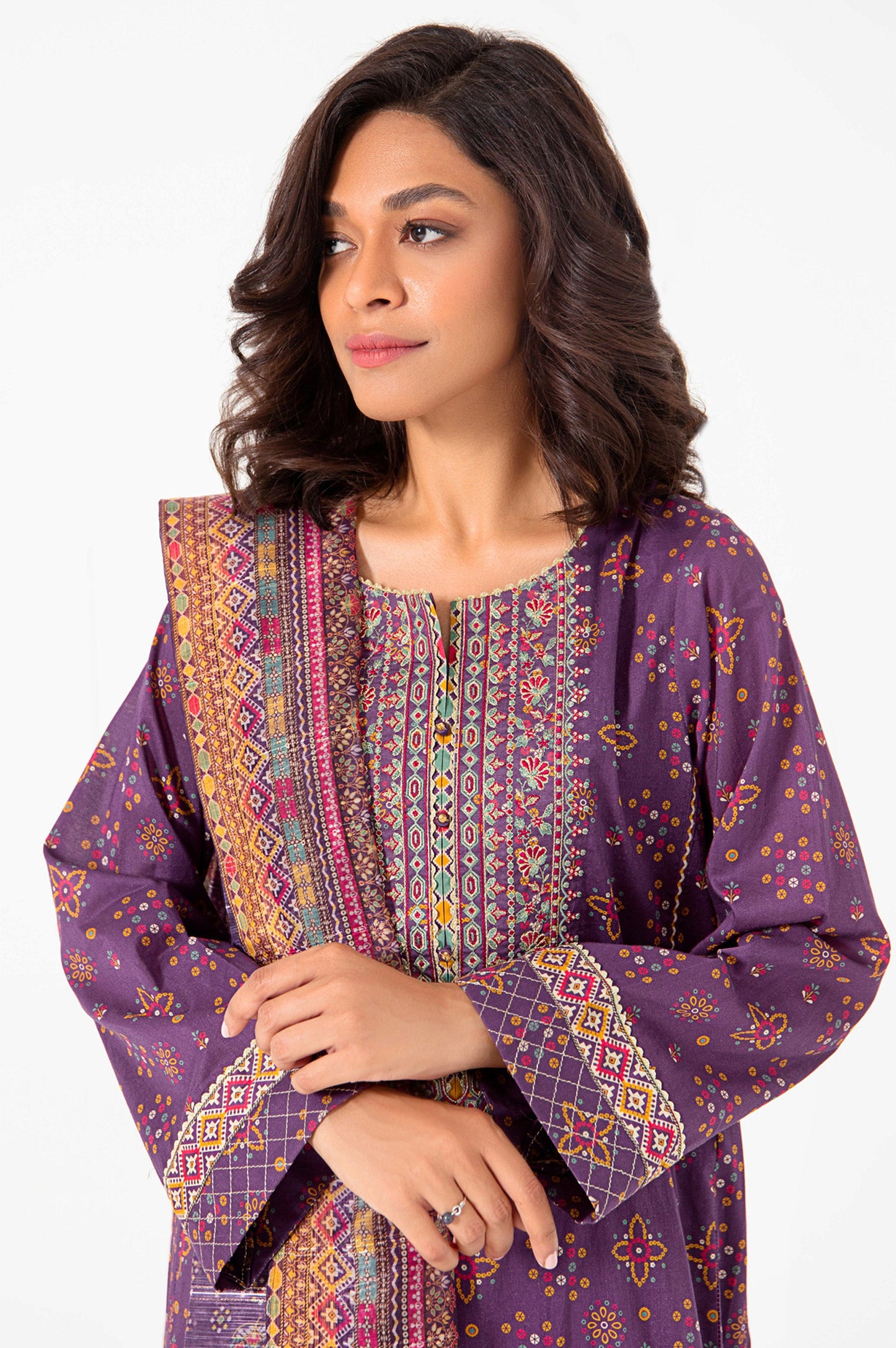 Unstitched 3 Piece Embroidered Lawn with Sequins Zari Suit